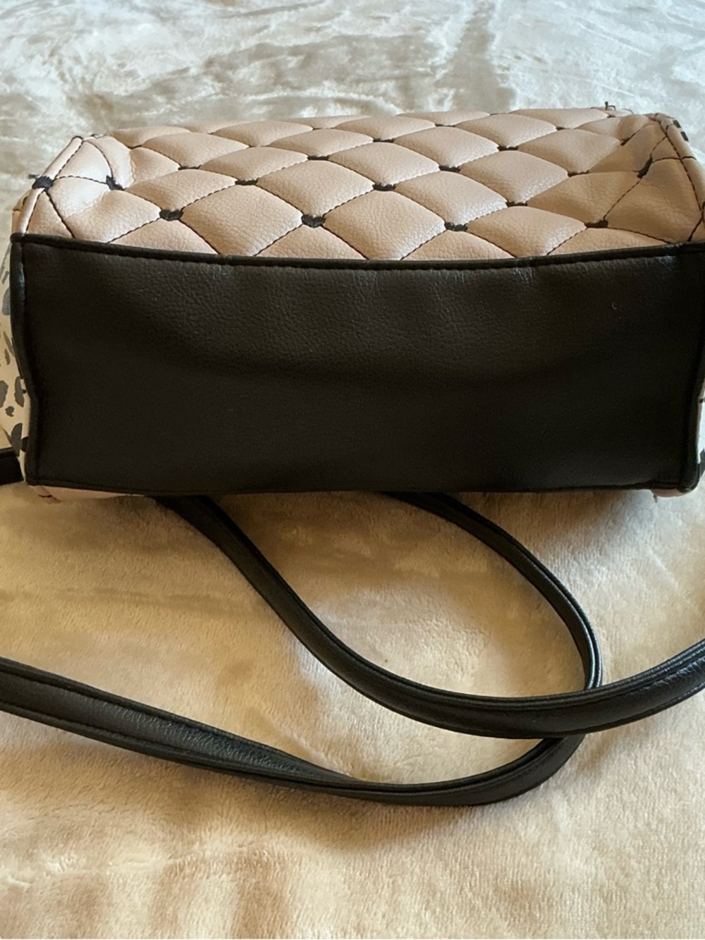Luv Betsey by Betsey Johnson Pink Quilted Crossbody Bag Animal Print Side Hearts - Picture 13 of 16